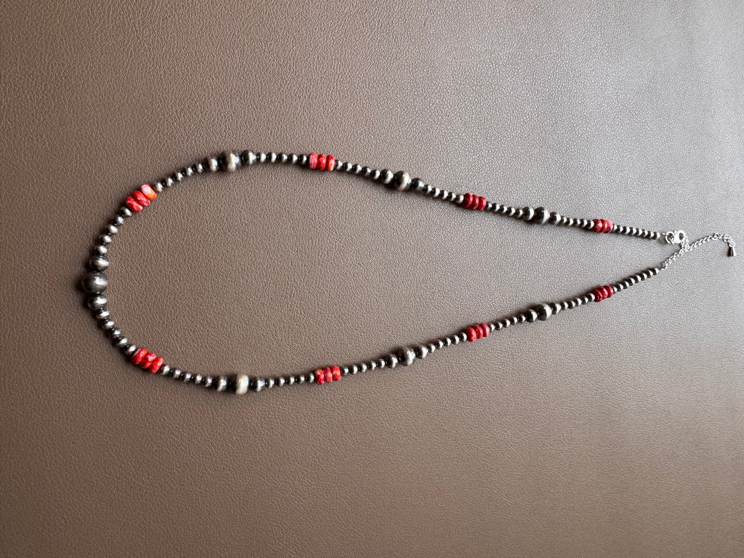 Red Fern – Red Spiny Oyster & Navajo Pearl Necklace